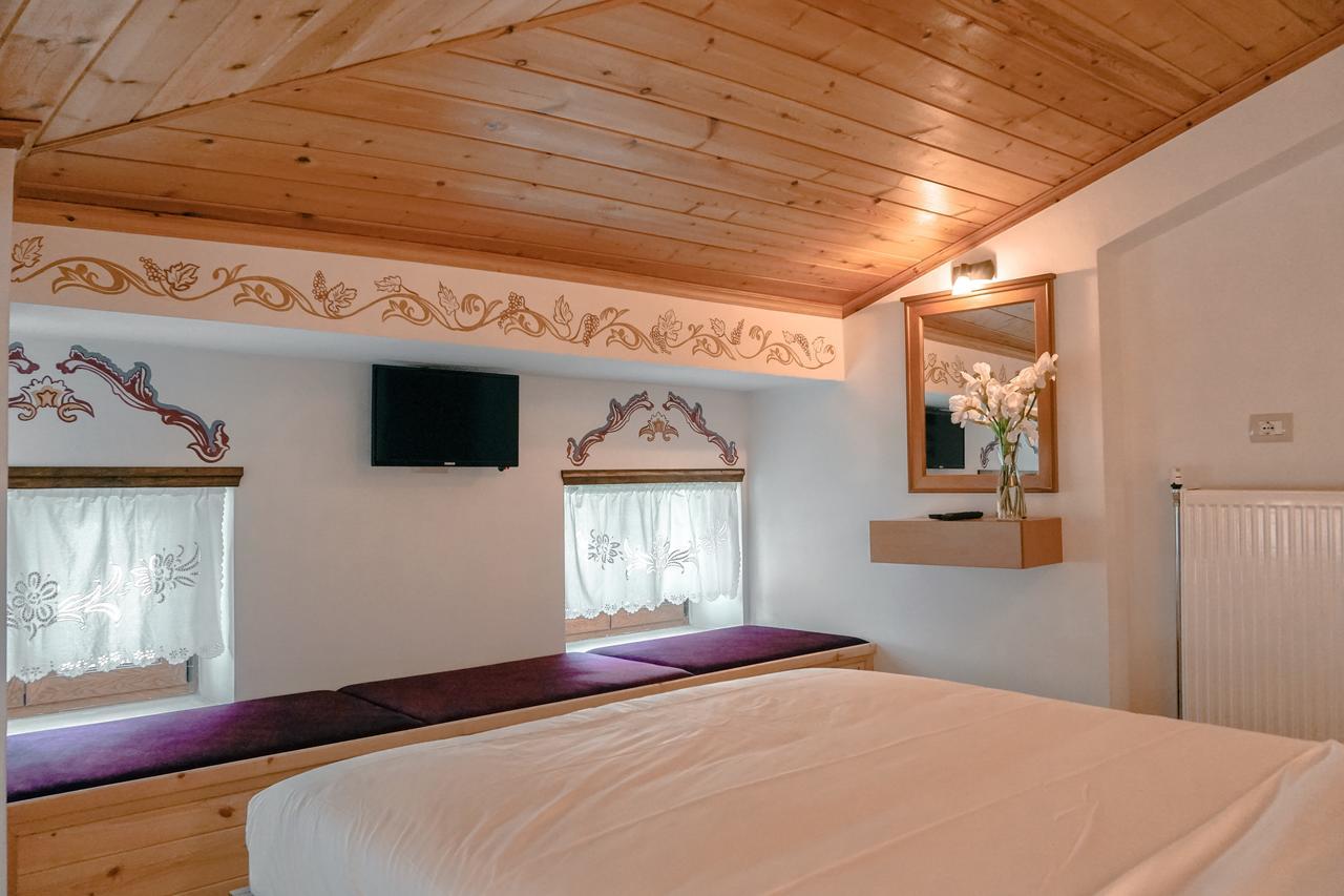 Hotel Argjiro Gjirokaster Ngoại thất bức ảnh
