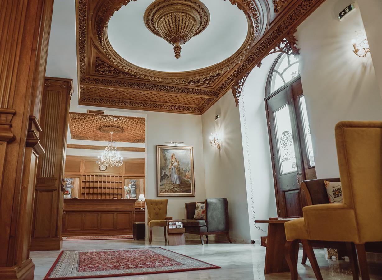 Hotel Argjiro Gjirokaster Ngoại thất bức ảnh