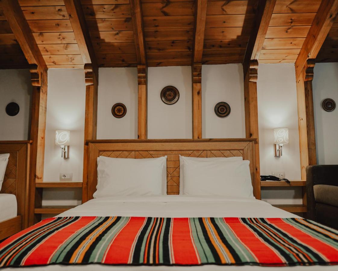 Hotel Argjiro Gjirokaster Ngoại thất bức ảnh